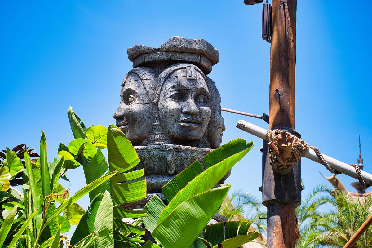 plant grey concrete statue outdoors